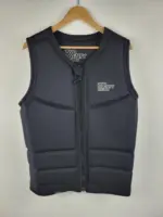 228 wake vest classic ss22