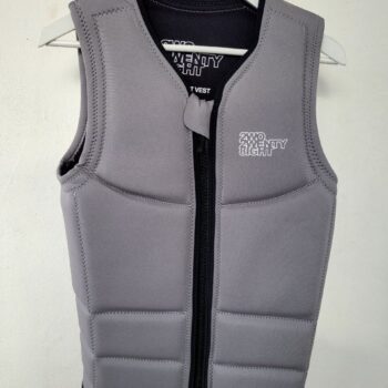 228 Classic wake vest grey ss22