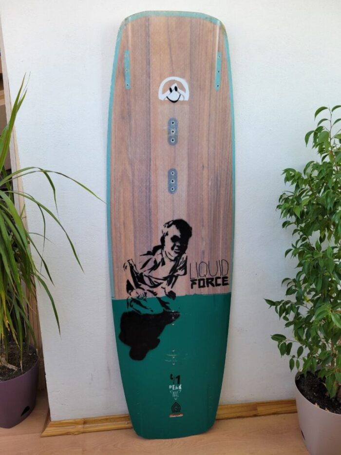 Liquid Force Peak 141 used