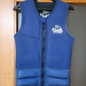 228 Hustle vest blue used