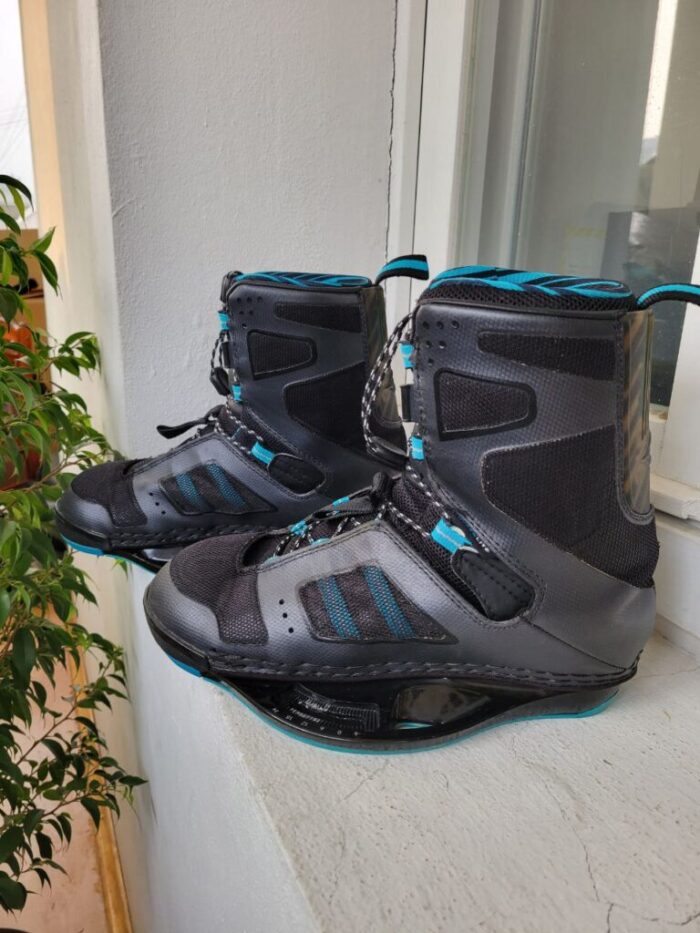 Крепления для вейкборда Hyperlite Team CT blk/green USED perfect
