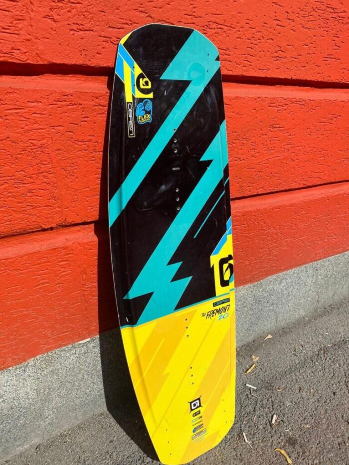 9906439 Вейкборд Obrien Fremont 120cm blk/yel used