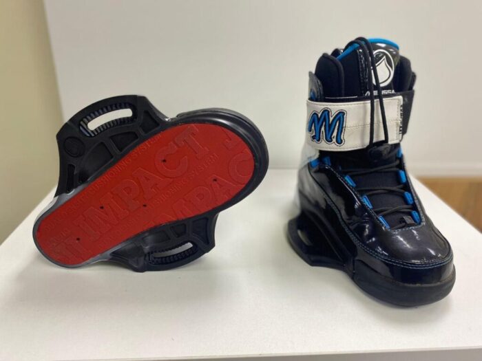 9906440 Крепления Liquid Force Melissa blk/wht US (5-7) used