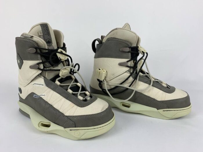 Крепления Liquid Force Peak US ss23 9-10 used