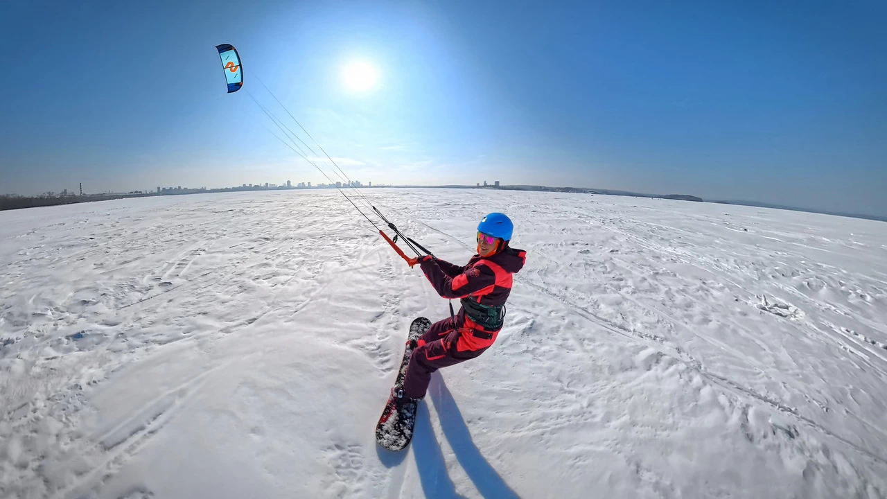 34 фото с Закрытия Сноукайтинг сезона в Екатеринбурге 6 kiteteam snowkite 2026 ekaterinburg 06