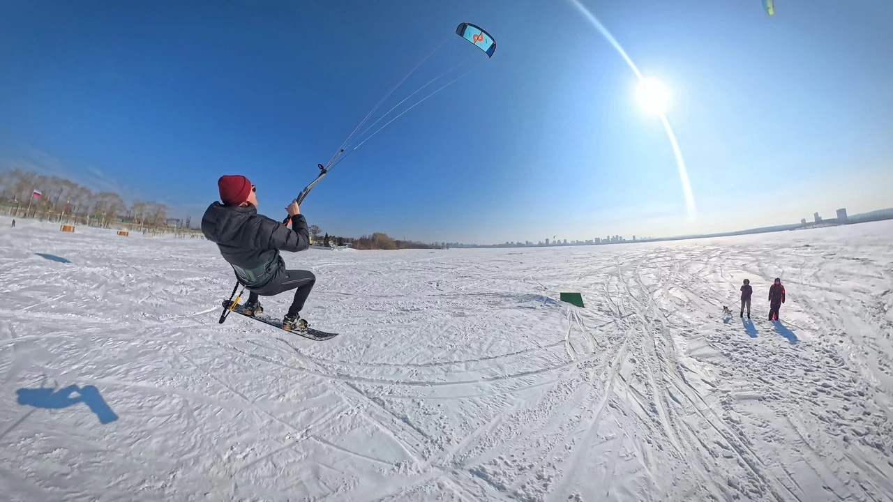 34 фото с Закрытия Сноукайтинг сезона в Екатеринбурге 15 kiteteam snowkite 2026 ekaterinburg 15