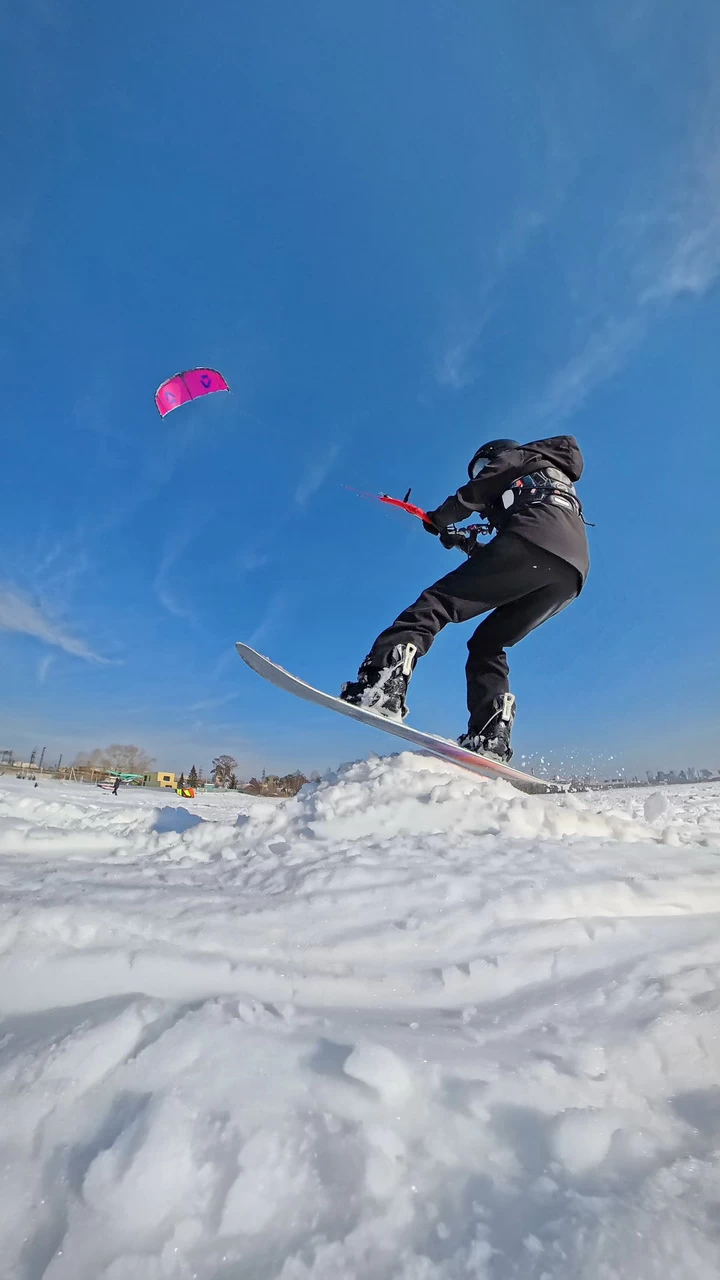 34 фото с Закрытия Сноукайтинг сезона в Екатеринбурге 33 kiteteam snowkite 2026 ekaterinburg 33