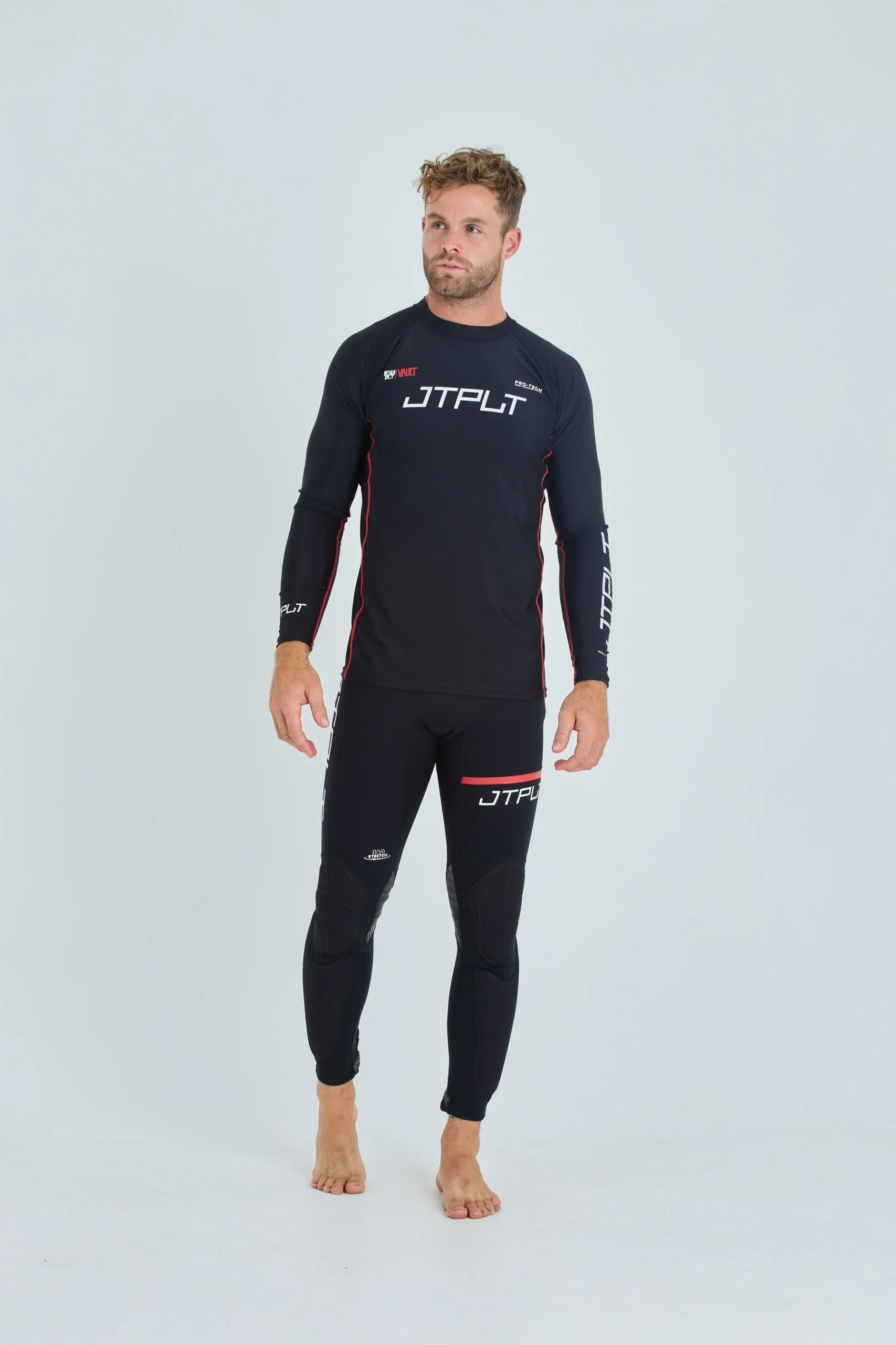 ja24507_rx_vault_ls_rashie_black_01-scaled-1.webp Гидромайка мужская Jetpilot RX Vault LS Rashie blk — изображение 1
