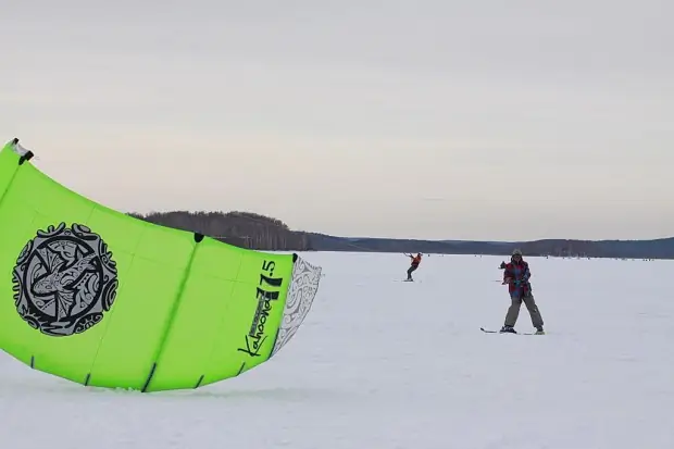 Воскресное воскресенье под кайтом 30 snowkiting-ekaterinburg-viz-10-02-2013-05