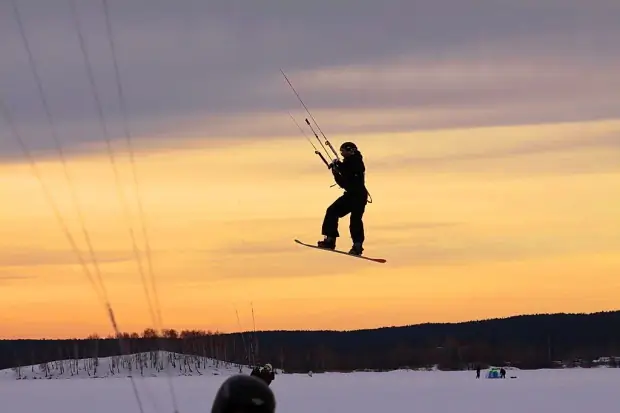 Воскресное воскресенье под кайтом 9 snowkiting-ekaterinburg-viz-10-02-2013-27