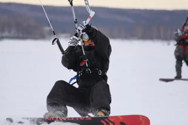 Воскресное воскресенье под кайтом 5 snowkiting-ekaterinburg-viz-10-02-2013-33